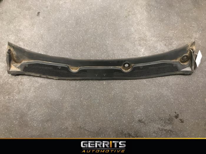 Gebrauchte Paravent Renault Megane III Grandtour (KZ) 1.5 dCi 110 Preis € 21,98 Margenregelung angeboten von Gerrits Automotive BV