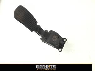 Used Accelerator pedal Mercedes Sprinter 3,5t (906.63) 310 CDI 16V Price € 26,60 Inclusive VAT offered by Gerrits Automotive