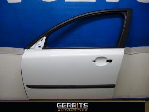 Gebrauchte Tür 4-türig links vorne Volvo S40 (MS) 1.6 D 16V Preis € 99,00 Margenregelung angeboten von Gerrits Automotive
