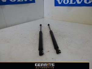 Used Set of gas struts for boot Volvo S80 (TR/TS) 2.5 D Price € 21,98 Margin scheme offered by Gerrits Automotive