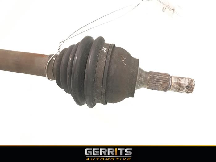 Front drive shaft, left from a Citroën DS4 (NX) 1.6 e-HDi 16V 115 2015