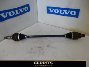Używane Os napedowa prawy tyl Volvo XC70 (SZ) XC70 2.4 D 20V Cena € 55,00 Procedura marży oferowane przez Gerrits Automotive