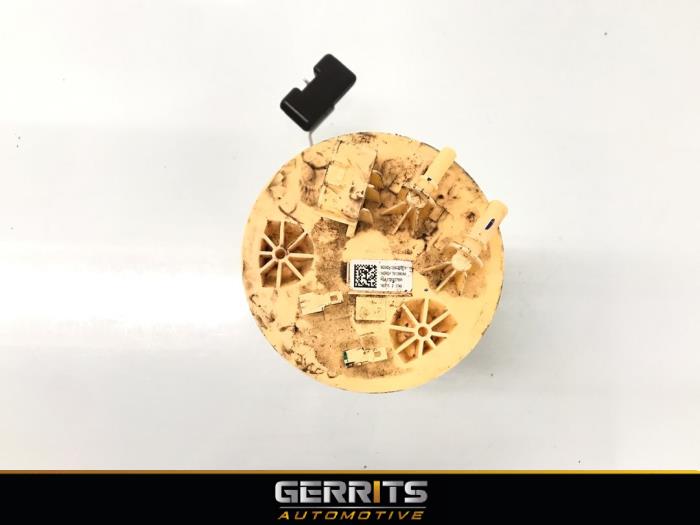 Electric fuel pump from a Renault Scénic IV (RFAJ) 1.5 Energy dCi 110 2019