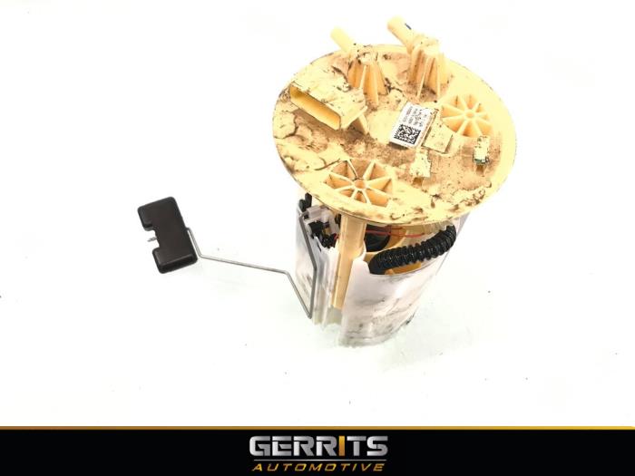 Electric fuel pump from a Renault Scénic IV (RFAJ) 1.5 Energy dCi 110 2019