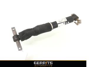 Used Rear shock absorber, left Ford Focus 4 Wagon 1.5 EcoBoost 12V 150 Price € 101,20 Margin scheme offered by Gerrits Automotive