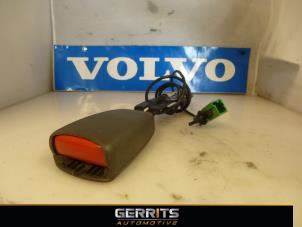 Used Front seatbelt buckle, right Volvo V70 (SW) 2.4 D5 20V Price € 21,98 Margin scheme offered by Gerrits Automotive