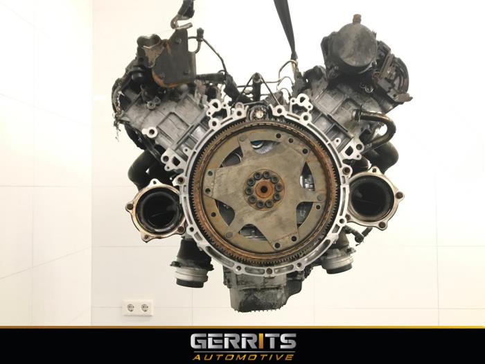 Engine from a Porsche Cayenne (9PA) 4.8 V8 32V S 2007