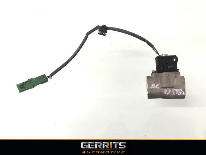 Begagnade Trycksensor, luftkonditionering Renault Zoé (AG) R90 Pris € 43,98 Marginaltabell erbjuds av Gerrits Automotive BV