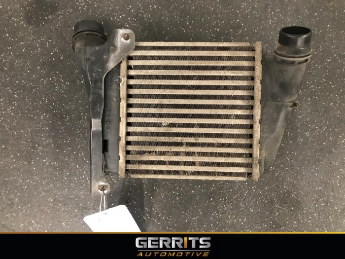 Usados Intercooler Renault Twingo II (CN) 1.5 dCi 90 FAP Precio € 28,60 Norma de margen ofrecido por Gerrits Automotive BV