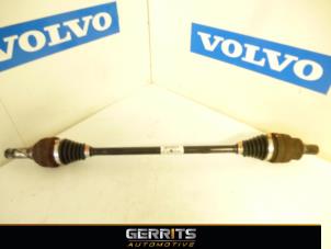 Usados Eje de transmisión izquierda detrás Volvo XC70 (SZ) XC70 2.4 D 20V Precio € 55,00 Norma de margen ofrecido por Gerrits Automotive