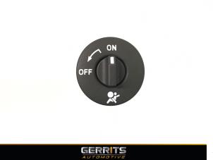 Used Airbag switch Renault Megane III Grandtour (KZ) 1.5 dCi 110 Price € 21,98 Margin scheme offered by Gerrits Automotive