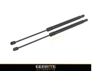 Used Set of tailgate gas struts Audi Q5 (8RB) 2.0 TFSI 16V Quattro Price € 38,48 Margin scheme offered by Gerrits Automotive