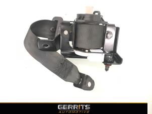 Used Rear seatbelt, right Hyundai i40 CW (VFC) 1.7 CRDi 16V Price € 36,30 Margin scheme offered by Gerrits Automotive