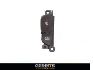 Used Seat heating switch Hyundai i40 CW (VFC) 1.7 CRDi 16V Price € 30,80 Margin scheme offered by Gerrits Automotive