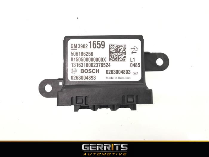 Usagé Module PDC Opel Zafira Tourer (P12) 1.6 CDTI 16V ecoFLEX 120 Prix € 36,30 Règlement à la marge proposé par Gerrits Automotive BV