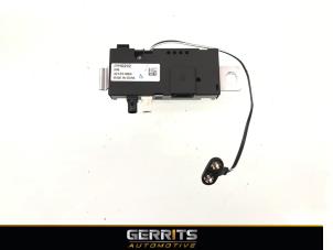 Używane Wzmacniacz anteny Opel Zafira Tourer (P12) 1.6 CDTI 16V ecoFLEX 120 Cena € 48,40 Procedura marży oferowane przez Gerrits Automotive
