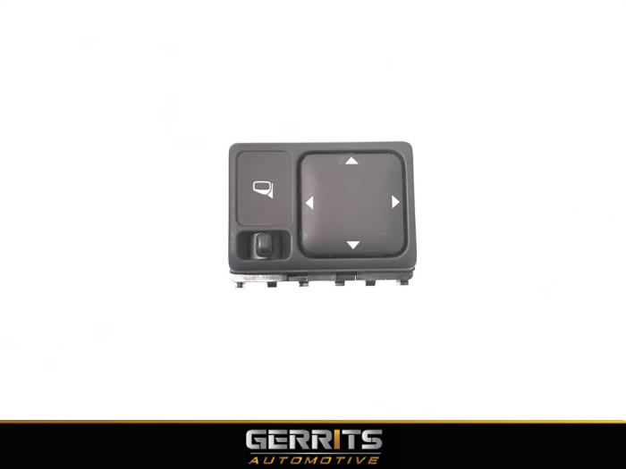 Mirror switch from a Nissan Micra (K12) 1.4 16V 2004