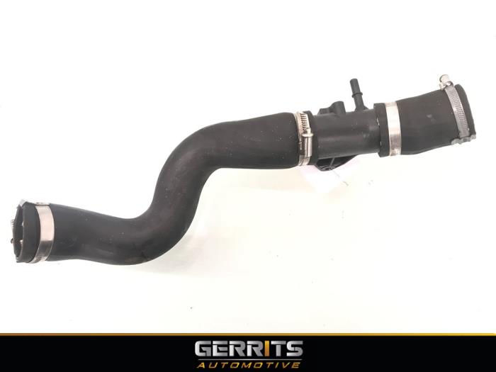 Usagé Tuyau intercooler Ford Focus 3 1.0 Ti-VCT EcoBoost 12V 100 Prix € 21,98 Règlement à la marge proposé par Gerrits Automotive BV