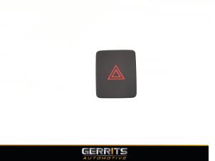Used Panic lighting switch Nissan Note (E12) 1.5 dCi 90 Price € 21,98 Margin scheme offered by Gerrits Automotive