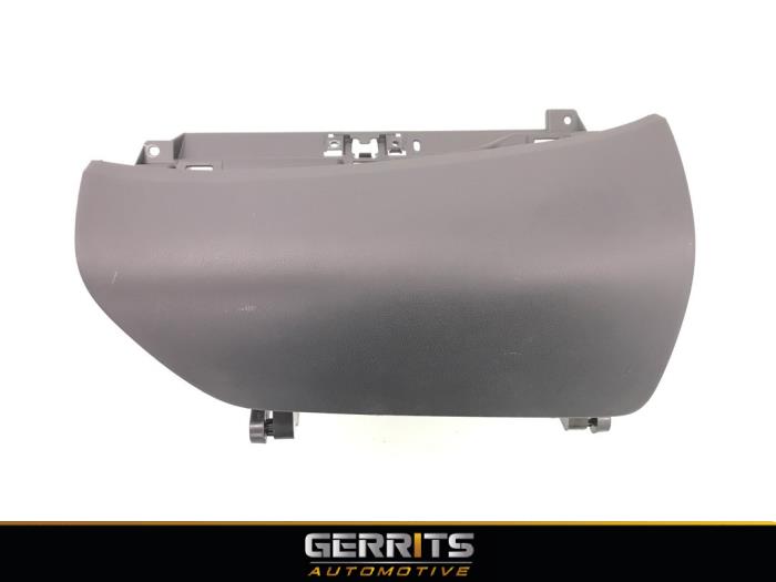 Begagnade Handskfack Nissan Note (E12) 1.5 dCi 90 Pris € 35,00 Marginaltabell erbjuds av Gerrits Automotive BV