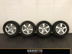 Usagé Kit jantes + pneus d'hivers Toyota Prius (ZVW3) 1.8 16V Prix € 349,99 Règlement à la marge proposé par Gerrits Automotive