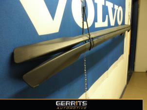 Usados Juego de riel de techo Volvo XC90 I 2.4 D5 20V Precio € 82,50 Norma de margen ofrecido por Gerrits Automotive