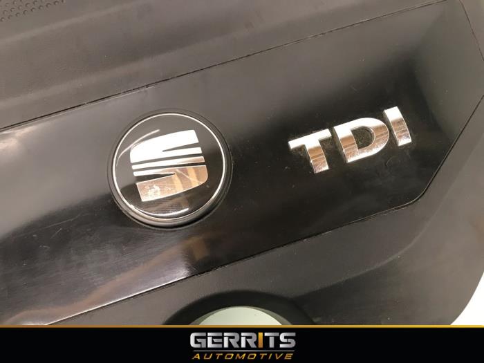 Abdeckblech Motor van een Seat Ibiza III (6L1) 1.9 TDI FR 2005