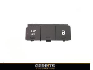 Używane Przelacznik ESP Citroen C3 Picasso (SH) 1.4 16V VTI 95 GPL Cena € 21,98 Procedura marży oferowane przez Gerrits Automotive