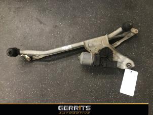 Used Wiper motor + mechanism Dacia Sandero I (BS) 1.5 dCi 85 Price € 49,50 Margin scheme offered by Gerrits Automotive