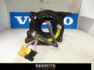 Usados Anillo de airbag Volvo V70 (BW) 2.4 D 20V Precio € 74,99 Norma de margen ofrecido por Gerrits Automotive