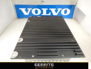 Used Radio amplifier Volvo C30 (EK/MK) 1.6 D 16V Price € 54,98 Margin scheme offered by Gerrits Automotive
