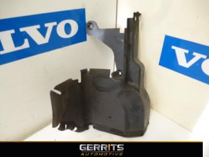 Używane Przewód powietrzny Volvo V70 (BW) 2.4 D 20V Cena € 19,99 Procedura marży oferowane przez Gerrits Automotive