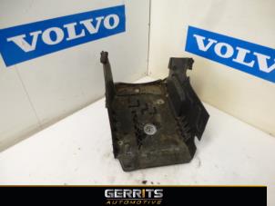 Używane Pojemnik na akumulator Volvo V70 (BW) 2.4 D 20V Cena € 29,99 Procedura marży oferowane przez Gerrits Automotive