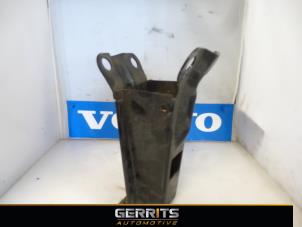 Used Support (miscellaneous) Volvo V70 (BW) 2.4 D 20V Price € 25,30 Margin scheme offered by Gerrits Automotive