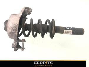 Used Front shock absorber rod, left Audi Q5 (8RB) 2.0 TFSI 16V Quattro Price € 87,98 Margin scheme offered by Gerrits Automotive