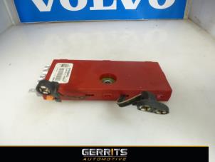 Used Antenna Amplifier Volvo V70 (BW) 2.4 D 20V Price € 21,98 Margin scheme offered by Gerrits Automotive