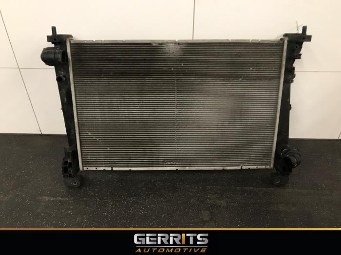 Used Radiator Fiat Bravo (198A) 1.4 16V Price € 40,70 Margin scheme offered by Gerrits Automotive BV