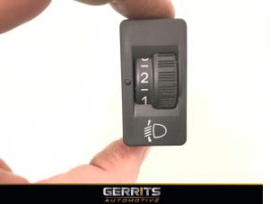 Used AIH headlight switch Peugeot 207 SW (WE/WU) 1.6 HDi 16V Price € 19,99 Margin scheme offered by Gerrits Automotive