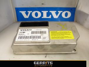 Usagé Boitier airbag Volvo S60 I (RS/HV) 2.4 D5 20V Prix € 38,50 Règlement à la marge proposé par Gerrits Automotive