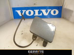 Używane Zaslepka zaczepu holowniczego tylnego Volvo S60 I (RS/HV) 2.4 D5 20V Cena € 21,98 Procedura marży oferowane przez Gerrits Automotive
