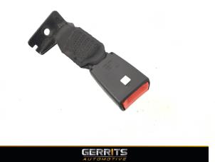 Usagé Attache ceinture arrière droite Fiat Bravo (198A) 1.4 16V Prix € 21,98 Règlement à la marge proposé par Gerrits Automotive