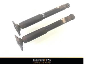 Used Shock absorber kit Ford Galaxy (WA6) 2.0 16V Price € 34,10 Margin scheme offered by Gerrits Automotive