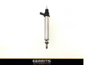 Used Injector (petrol injection) Mercedes B (W246,242) 1.6 B-180 BlueEFFICIENCY Turbo 16V Price € 54,98 Margin scheme offered by Gerrits Automotive