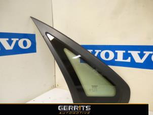 Usagé Vitre triangulaire arrière gauche Volvo S80 (TR/TS) 2.4 SE 20V 170 Prix € 29,99 Règlement à la marge proposé par Gerrits Automotive