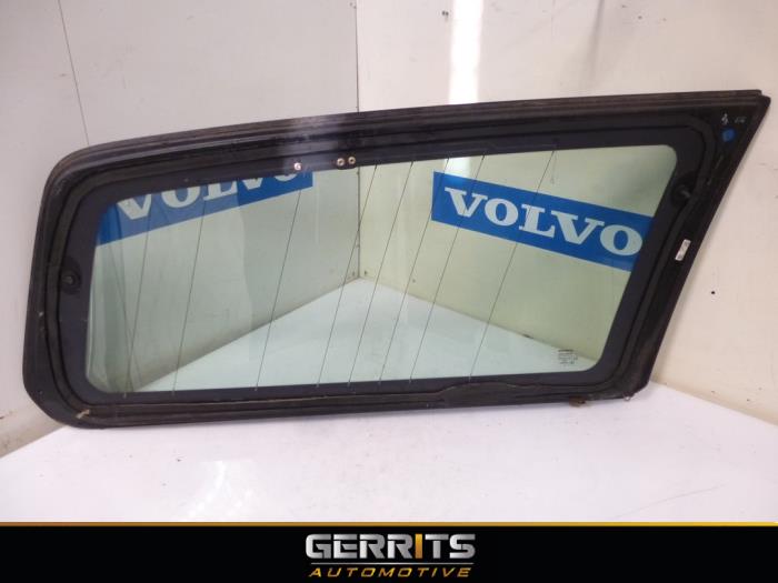 Rear window from a Volvo V70 (BW) 2.0 D 16V 2008