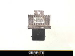 Used Glow plug relay Renault Clio IV Estate/Grandtour (7R) 1.5 Energy dCi 90 FAP Price € 21,98 Margin scheme offered by Gerrits Automotive