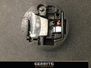Used Tyre repair kit Renault Zoé (AG) 43kW Price € 45,10 Margin scheme offered by Gerrits Automotive