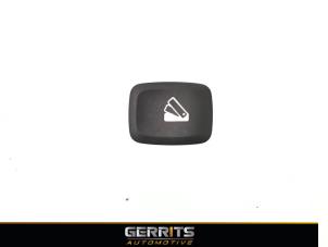 Usados Interruptor Renault Zoé (AG) 43kW Precio € 19,99 Norma de margen ofrecido por Gerrits Automotive