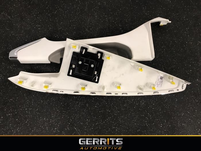 Dashboard part Renault Zoé 43kW 682112617R Gerrits Automotive