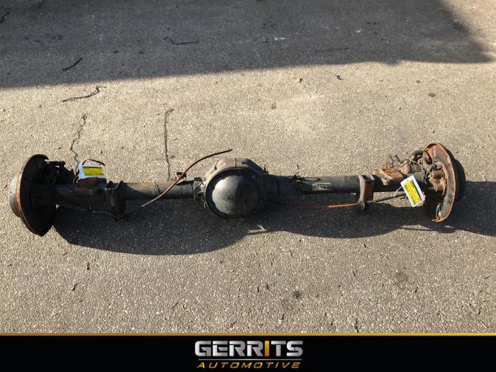 Mercedes Sprinter Rear axles + drive shafts stock